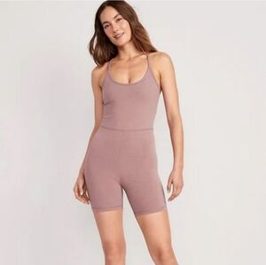 NWOT Old Navy Active PowerChill Bodysuit in Mauve